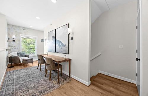 Exquisite Condo with Views in Trendy NuLu District - Foto 25