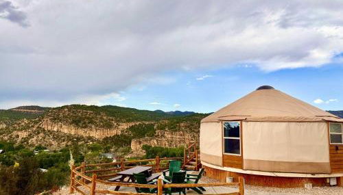 Yurt Overlook #7 with AC and Private Bath 2 Kings - Foto 1