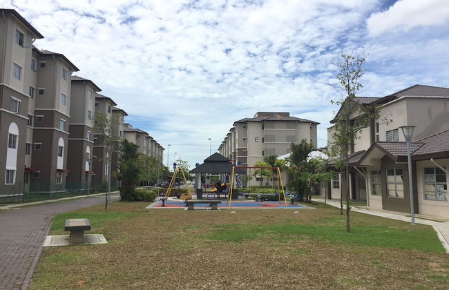 Akasia Apartment - Photo 1