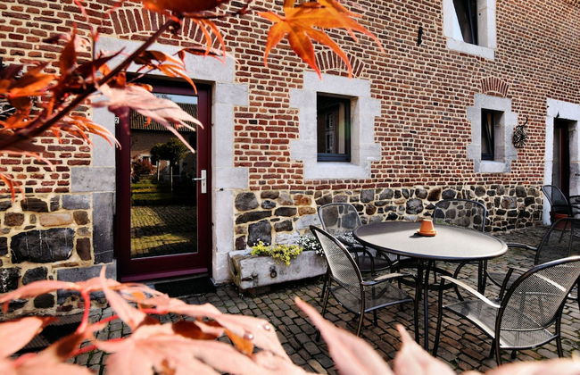 Nice Apartments in a Monumental Square Farm - Photo 2