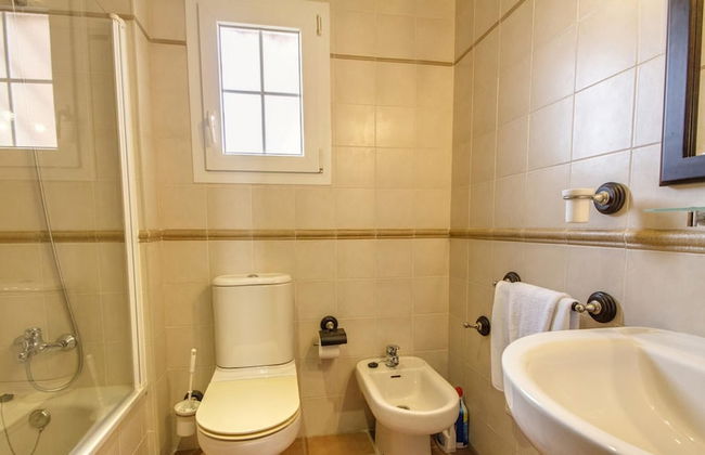 3 Bed Beach Apartment With Views Isla Canela - Foto 14