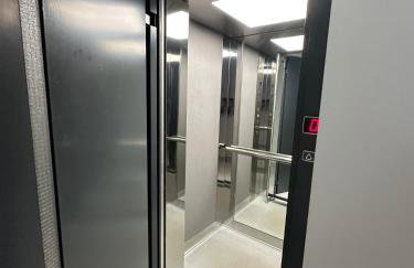 On the Edge - Suites & Apartments - Photo 23