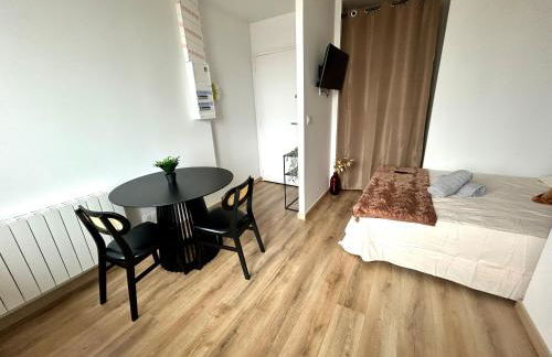 Le Cosy Urbain 100 m Gare - Foto 3