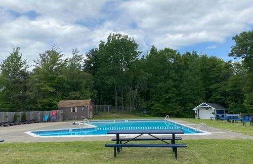 Emerald Escape Lake, Theater, Game Room & More! - Foto 59