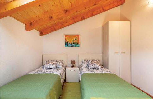 Amazing Home In Bijeli Vir - Foto 29