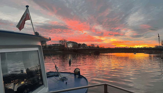 Crucero nocturno por el río Vístula - Foto 2, Cayendo la noche sobre Cracovia