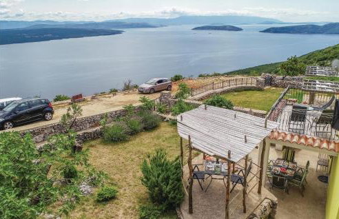 Cozy Home In Cres With House A Panoramic View - Foto 22
