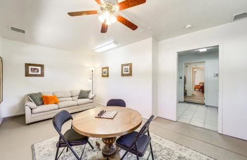 3 Mi to Old Town Cottonwood Sunny Home with BBQ - Foto 13