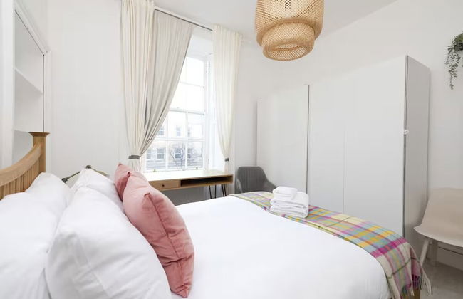 Bright and Modern Flat with desk - Foto 3