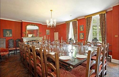 Newcourt Manor - Foto 18