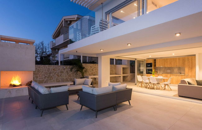 Luxurious Villa in Kozino With Fenced Garden - Photo 30