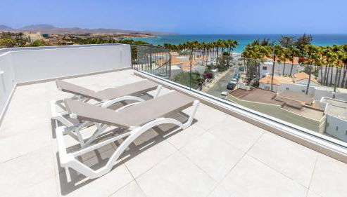 Calm Beach Apartments - Photo 2