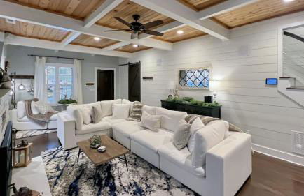 Picket Fences - Great Downtown Location - Foto 3