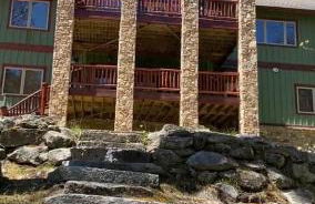 Luxury Mountain Retreat with views, fire pit, and creek - Foto 2