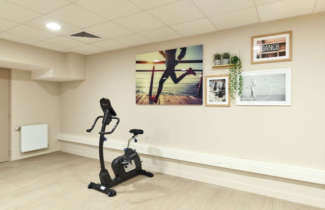 Zenao Appart'hôtels Suresnes - Foto 22