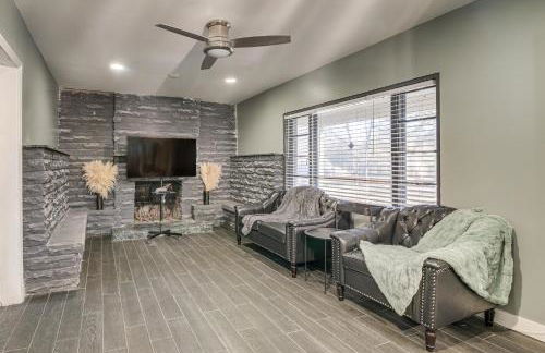 1 Mi to Graceland Quiet Home with Private Yard - Foto 2