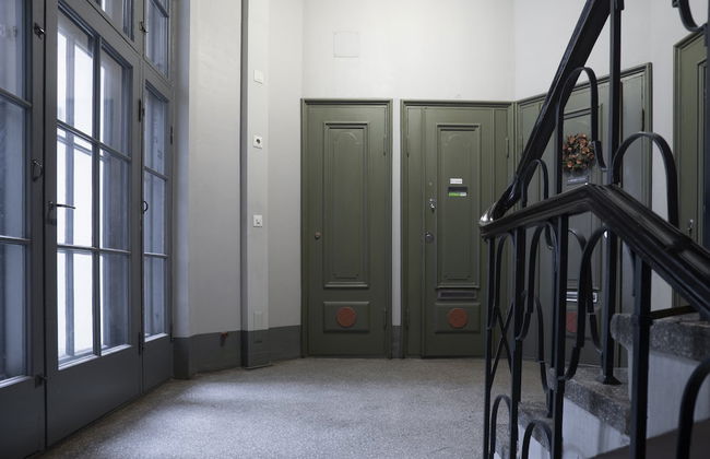 Cozy 1BR apartment with great location - Photo 2