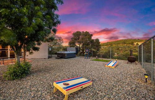 Lynx Lake Lux 6-BR HouseSleeps 22Hot TubGame Rm - Foto 99