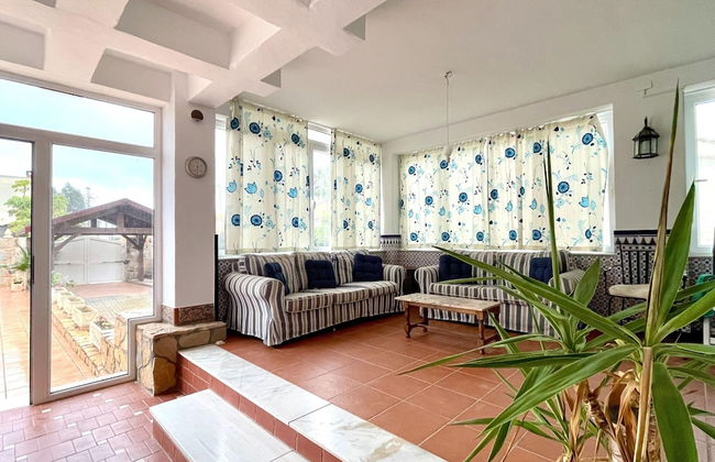 Villa in Roquetas Near Beach & Pool - Foto 2