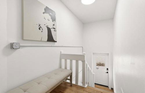 Mathews House with 4 King Beds Near CSU and Old Town - Foto 14