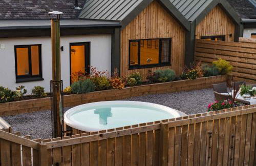 Firth View 2 - Country Escape with Sea Views of Arran! - Foto 1
