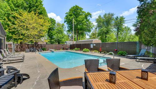 Cassopolis Vacation Home - Walk to Diamond Lake! - Foto 3