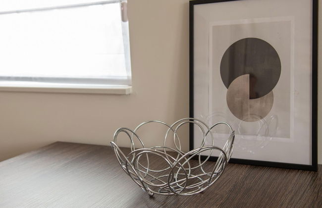 Quiet Lakeside Escape for Four - Foto 25