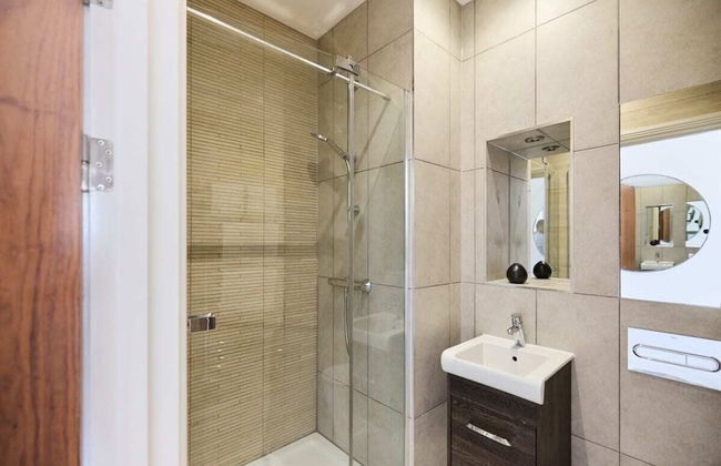 The Harlesden Wonder - Captivating 3bdr Flat - Photo 12