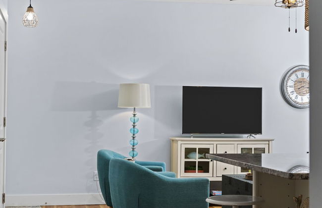 The Heart of TC 2BDR Condo Unit 115 - Foto 23