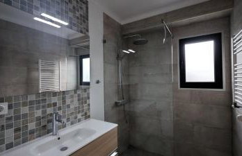 Villa Sun & Sea - Covered Pool - Photo 15