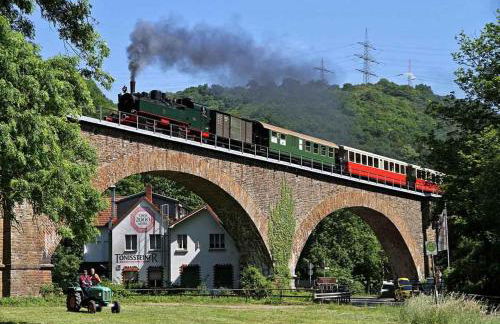 Ferienwohnung Bausenbergblick - Foto 10