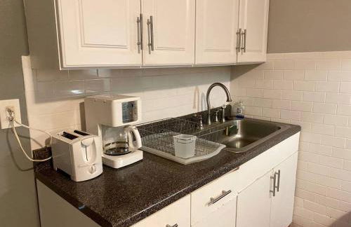Cozy 1 BR, walk to subway, Free WiFi & Parking - Foto 1