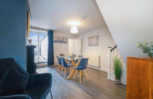 NEW! Stunning 2-Bed Home by Stay With Us, Ideal for Families, Sleeps 4! - Foto 22