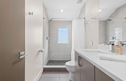 Modern Townhome for long stays Near Sloans Lake - Foto 26