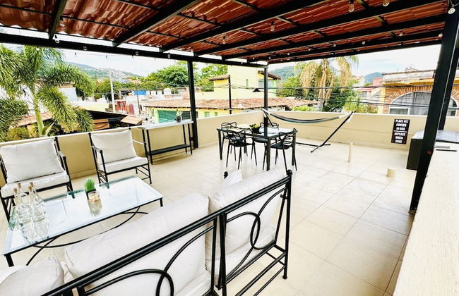 Renovated 1 Bdrm Guest House -walk to Everything -bikes -gym - Pickleball Court - Foto 48