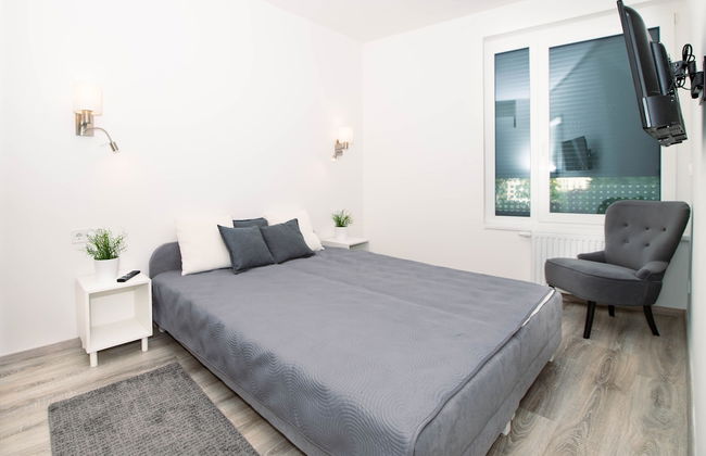 Elisabeth Downtown Apartments by FirstHost - Photo 20