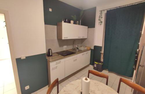 3 Floor XXL House, 7 Rooms, 2 Kitchen, 15 Minutes to Frankfurt, Washing Machine - Foto 11