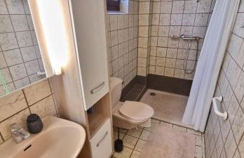 Casaba Suite 1-110qm-3 Rooms-Free Private Parking-House with garden - Foto 16