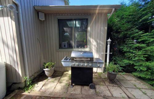 Paradise in heart of Poconos FaSt InTeRnEt Close to All Attractions - Foto 24