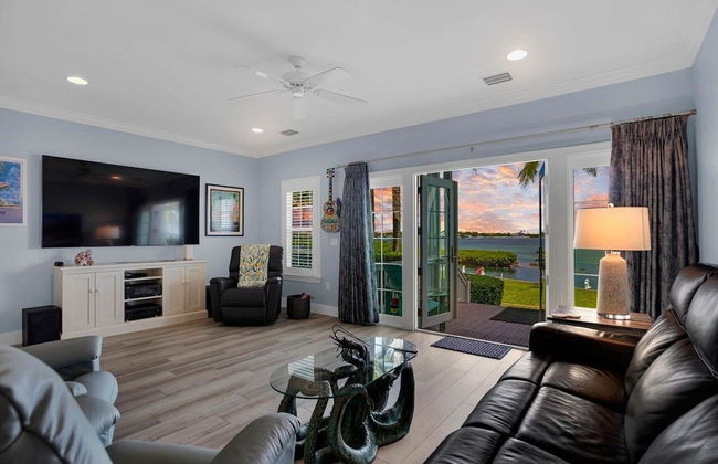 Waterfront Luxury Villa With Sunset Views And Boat Slip 3 Bedroom Townhouse by RedAwning - Foto 23