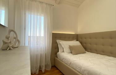 Grenier Blanc2 Elegante Mansarda - Foto 34