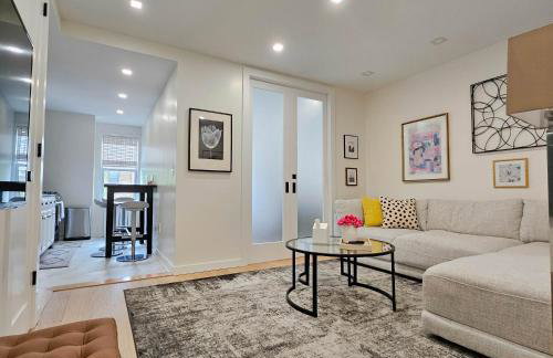 Bright Modern 2-bedroom apartment - Prime Astorioa - near subway - Foto 11