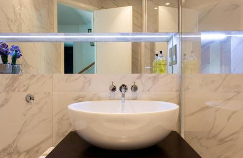 Classy 5BR Roof Terraced Fully AC Kensington House - Foto 42