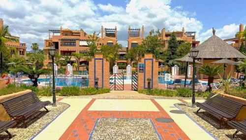 Evans Realty AX Playa & Piscinas & Garaje - Photo 5