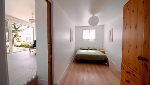 Maison avec jardin arboré et calme - Photo 2, wardrobe