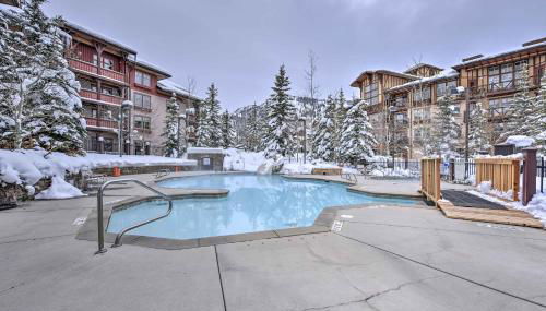 Slopeside Solitude Condo - Walk to Ski Lifts! - Foto 3