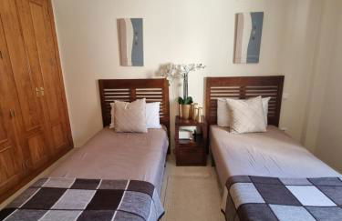 Luxurious Holiday Home in Benahavis - Photo 37