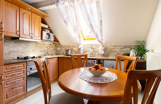 3 bedroom Apartment in Siófok with garden - Photo 12