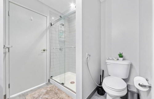 Bright Downtown 1BR l Free Parking l Fast Wi-Fi - Foto 8