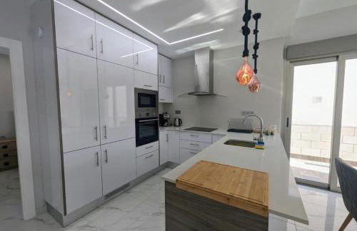 Fee4Me Villa, Pool, Roofterrace & Relax - Foto 25